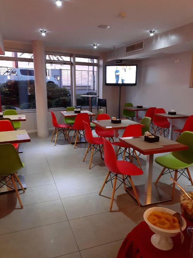 Regency Rambla Design Aparthotel Montevideu